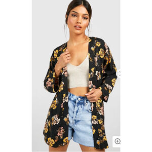 Boohoo Dark Floral Kimono Top